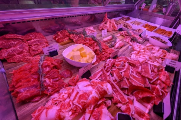 2-01.jpg