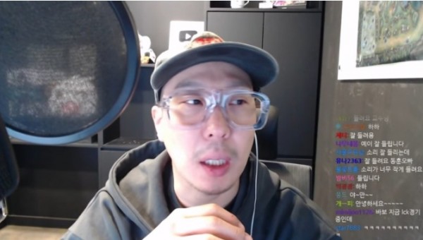 100.jpg